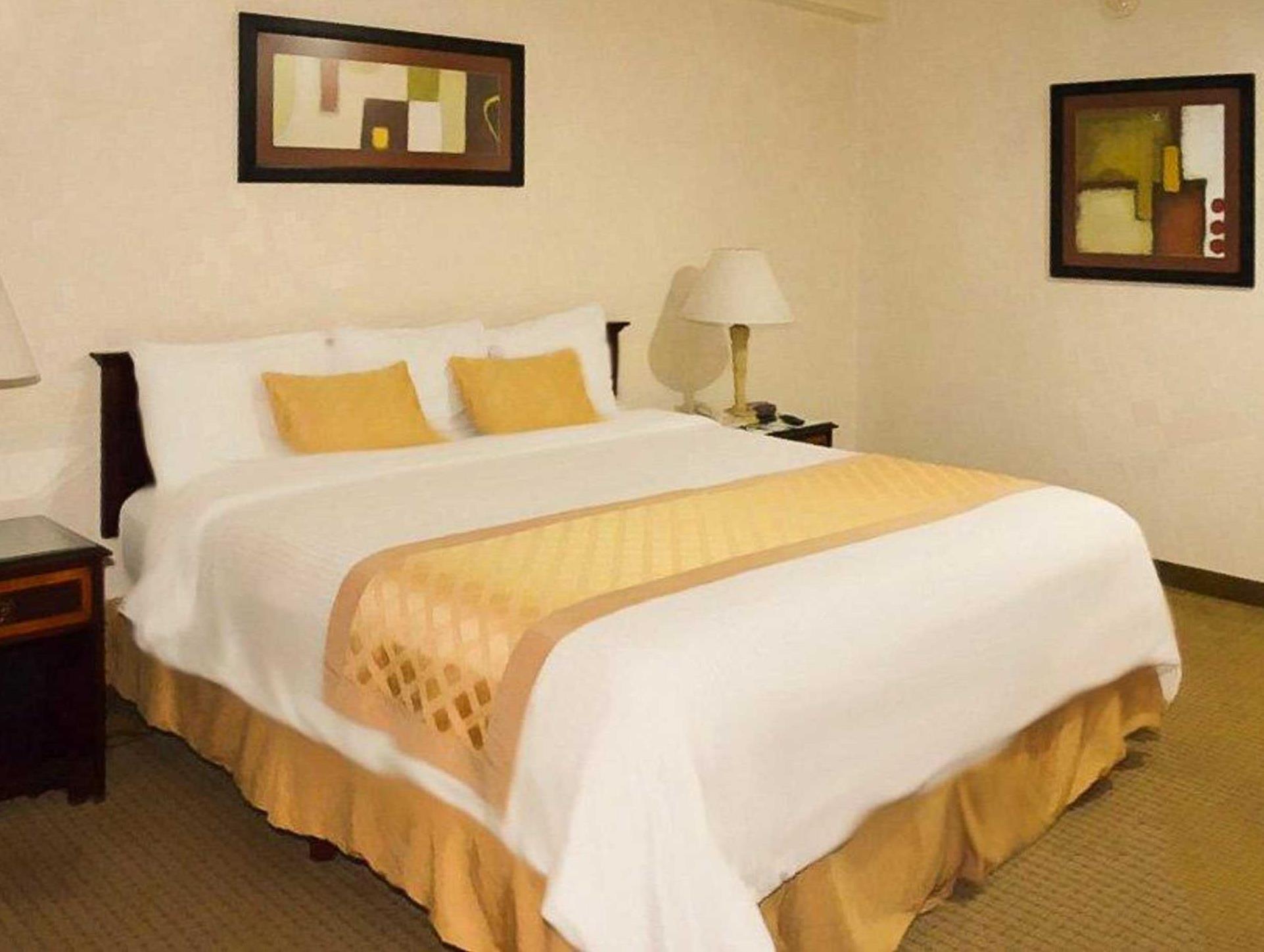 Quality Inn Chihuahua San Francisco Exterior photo