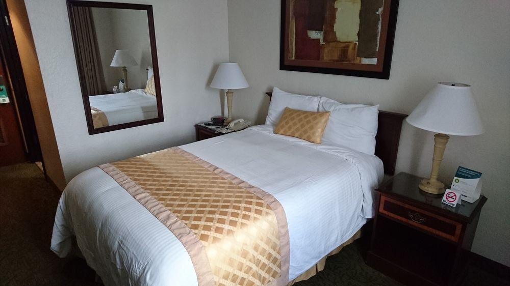Quality Inn Chihuahua San Francisco Exterior photo