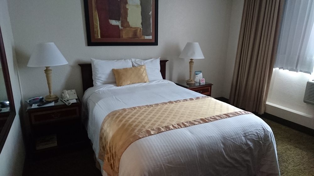 Quality Inn Chihuahua San Francisco Exterior photo